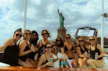 Luxury Hot Tub Boat Around NYC and Statue Private Tub up to 10