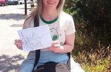 Sketching of the view over Rome from Pincio terrace with Guido