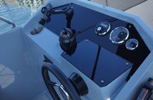 Private Premium Boat Rental in Heraklion: Valory 525