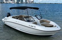 ALL INCLUSIVE Miami private boat trip with USGC license captain