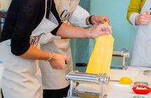 Rome Ravioli Fettuccine and Tiramisu Class with Gelato and Wine