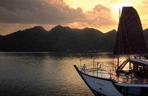 2-Day Halong Bay Cruise from Hanoi with Balcony & Kayaking