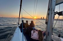 Sunset boat tour of Barcelona with open bar cava