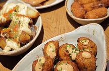 Barcelona: Gaudí Highlights & Gourmet Tapas Tasting (Small Group)