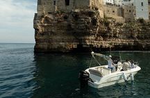 Polignano a Mare Scenic Boat Tour of the Caves with Aperitif