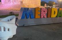 Mérida: Evening Food and History Tour with Local Guide