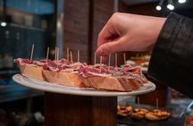 Barcelona: Gothic Quarter Tapas & Wine Small Group Tour