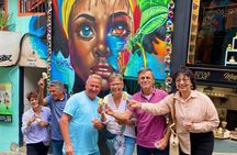 Private experience to Comuna 13 and Amazing Medellin Views