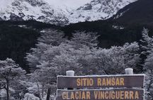 Small group Trekking to Vinciguerra Glacier and Témpanos Lagoon
