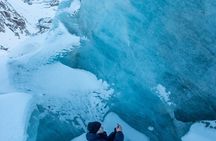 Small group Trekking to Vinciguerra Glacier and Témpanos Lagoon