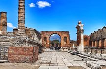 Pompeii & Vesuvius Experience with Easy Lunch from Sorrento