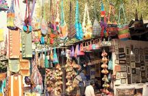 Customized Half or Full Day Delhi Shopping Tour with Female Guide