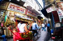 Customized Half or Full Day Delhi Shopping Tour with Female Guide