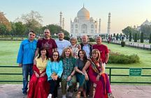 Agra: Skip the Line Taj Mahal and Agra Fort Private Guided Tour