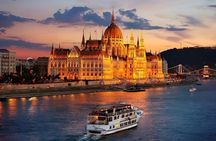 From Vienna: Budapest and Bratislava Guided day tour with cruise