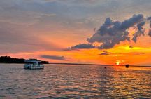 Private Sunset and Eco Tour in Destin-Up to 16 Guests