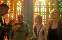 Barcelona in 1 Day: Sagrada Familia,Park Guell, La Pedrera, Tapas