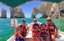 Private Glass Bottom Boat Tour to El Arco and Lover's Beach
