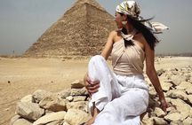 Private VIP Giza Pyramids & Sphinx Tour with Camel Ride & Lunch.
