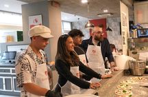 Rome: Small Group Neapolitan Pizza Class with Spritz