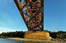 Guided Zodiac Tour Under the Iconic Bridges