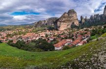 Meteora Morning or Afternoon Private Tour with Photo Stops
