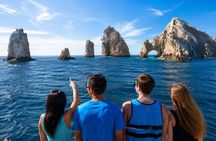 Private Glass Bottom Boat Tour to El Arco and Lover's Beach
