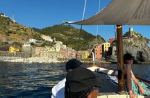 Cinque Terre Boat Tour from Riomaggiore