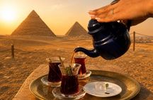 Private Giza Pyramids Tour with Breakfast at 9 Pyramids Lounge