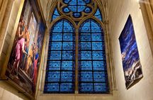 Guided Tour inside Notre-Dame - Licensed Guide & Reserved Access
