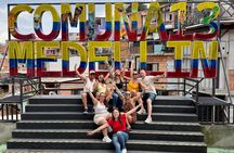 Private Tour of Commune 13 in Medellin with Metrocable + Fruit