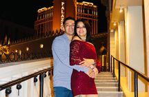 Private Vegas Strip Photoshoot with a Professional Photographer