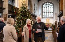 Private Christmas Walking Tour in Cambridge Old Town