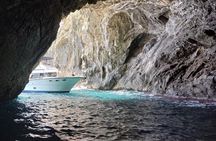 Mallorca Small Group Boat Cruise to Sea Caves and Snorkeling