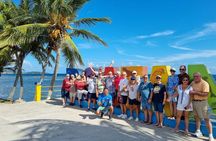 Private Customize Roatán Island Tour chocolate Rum local guide