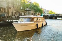 Amsterdam: Experience the All inclusive Saloon boat cruise