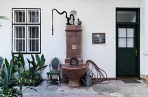 Secret Gardens and Hidden Courtyards | Walking Tour of Budapest