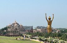 New Delhi: Swaminarayn Akshardham Temple Tour Guide and Transfers