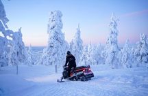 Full Day Snowmobile Activity in Rovaniemi