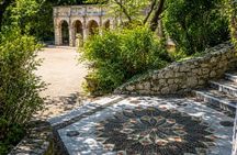 Private Custom Walking Tour in Nice with Local Host