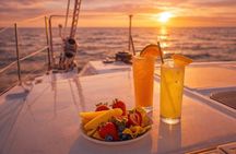 Sunset Luxury Catamaran Cruise with Drinks and Views
