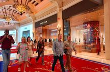 Small Group Vegas Strip Walking Tour with Free Drink