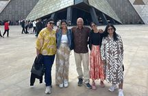Grand museum Tour with Egyptologist, Lunch & Private Transfers