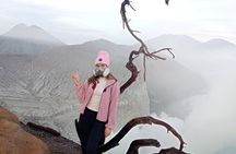 Ijen Volcano Private Tour from Bali Blue Fire and Acid Lake