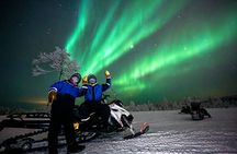 Hunting Northern Lights by Snowmobiles - Saariselkä