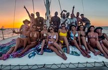 Private Catamaran Sunset Tour from Tamarindo All Inclusive