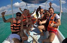 Tour Privado en Barco en Puerto Morelos con Almuerzo Incluido