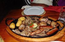 Nairobi Nightlife and Safari Park Hotel Dinner with Pick Up