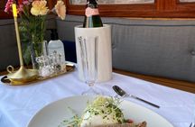 Amsterdam Running Dinner Cruise: 3 or 4 Courses
