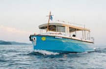 Public Daytime Picnic Boat Cruise